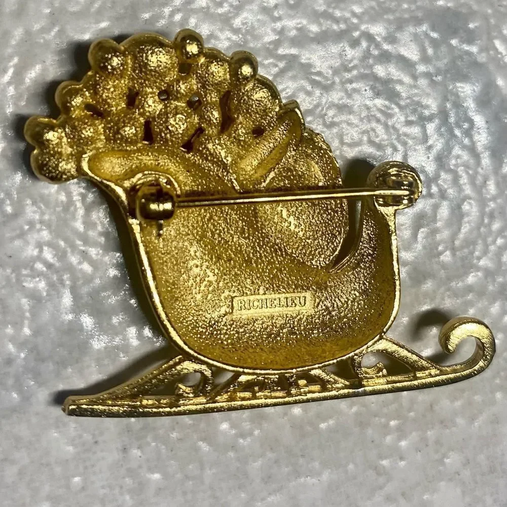 Vintage Richelieu Christmas Sleigh Brooch